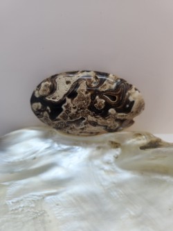 Galet Calcite Chocolat du Pakistan